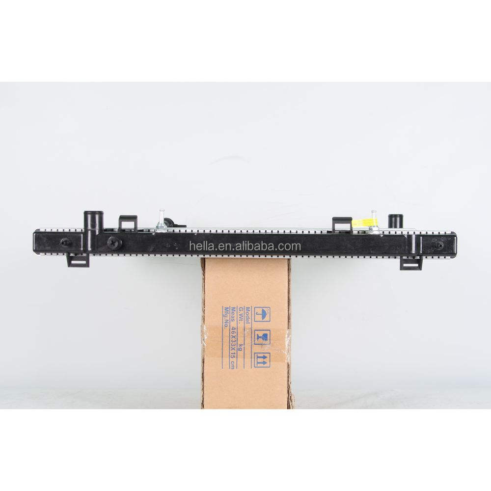 Engine Radiator For NISSAN 350Z 3.5 V6 2003-2006 21460-CD010