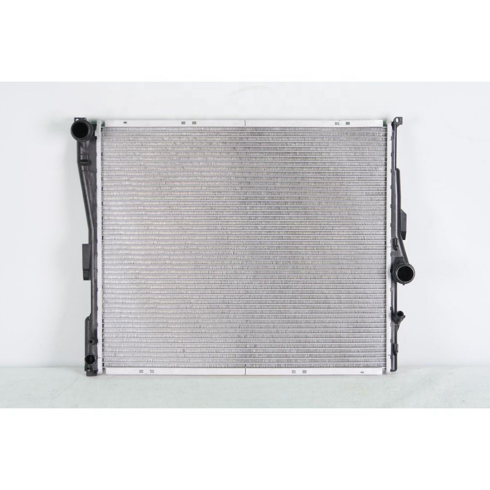 Car Radiator Parts Radiator Core Aluminium Radiator For BMW X3 E83 2.5SI 17113415693
