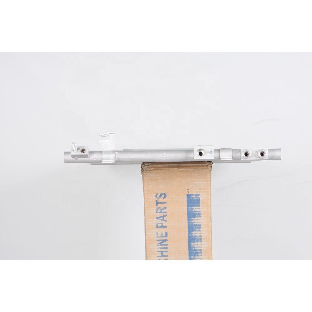Car AC Condenser Air Cooled Condensers For Nissan Sylphy AC Condenser 92100-EX70A 92100-EW80A 92110-EW80A 92110-EX70A