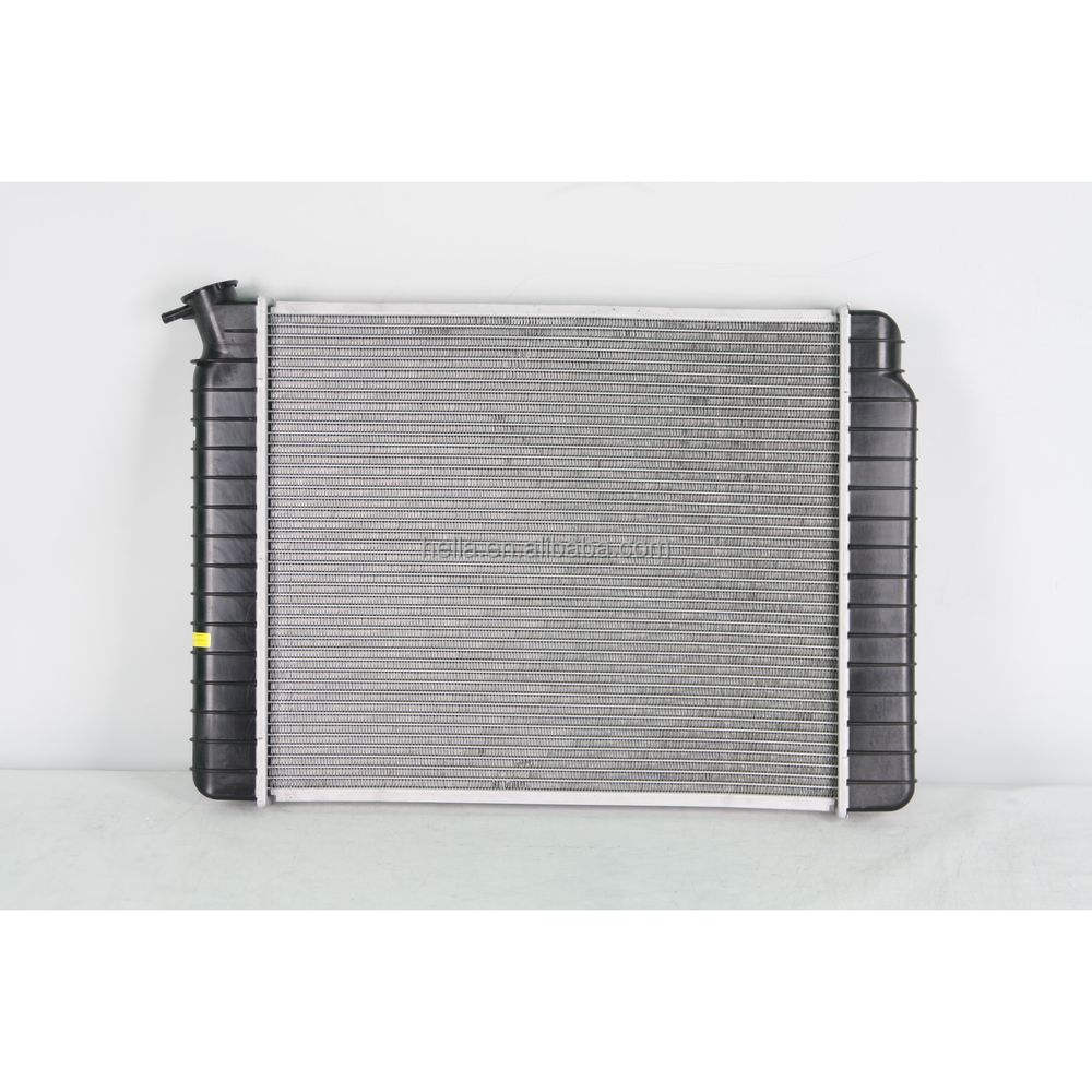 Engine Radiator For CHEVROLET C K SERIES PICKUPS 4.3 V6 1985-1986 3055593 3058478 3055592 3055594