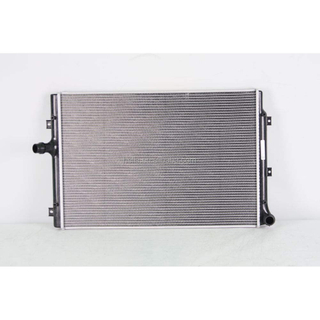Engine Radiator For AUDI A3 2.0L 2004-2007 1K021251BK 3C0121253AR 3C0121253K 1K0121251DM