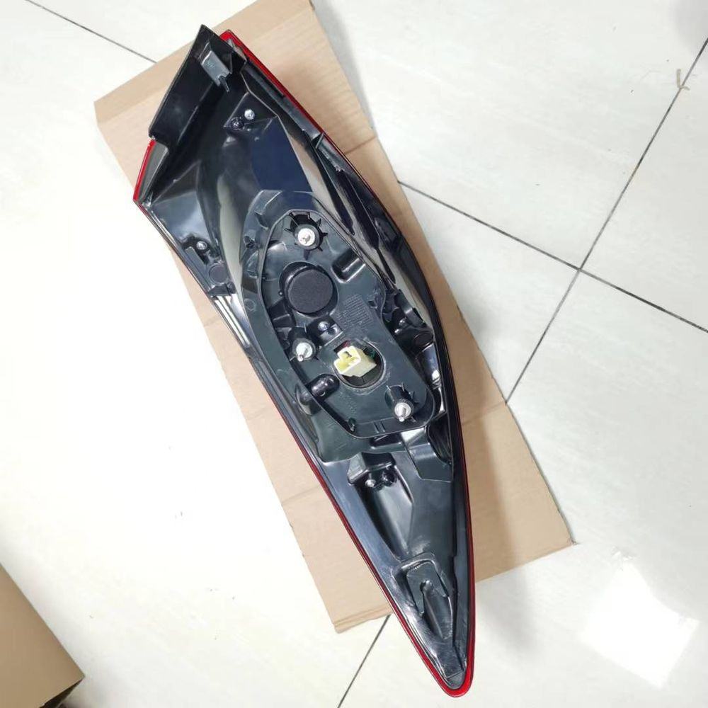Auto Car Outer LED Tail Light for Mazda 3 AXELA 2014 2015 2016 2017 2018 BKC3-51-160F BKC3-51-150F BKC351160F BKC351150F