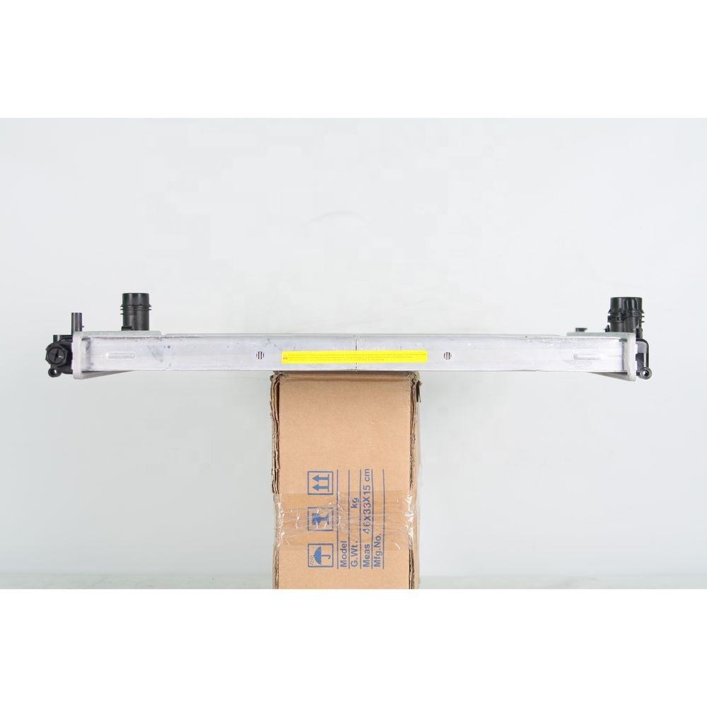 Car Radiator Parts Radiator Core Aluminium Radiator For BMW X3 E83 2.5SI 17113415693