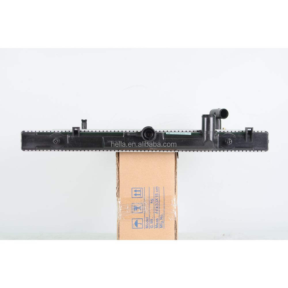 Engine Radiator For MITSUBISHI PAJERO SPORT 2000-2003 MR239628 MR514709 MN153207 MN153206