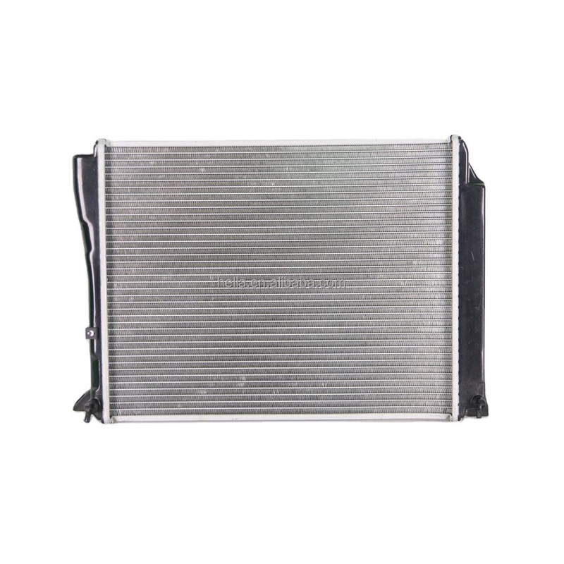 China Auto Aluminum Radiator For Mazda CX5 PE7W15200 PE7W-15-200