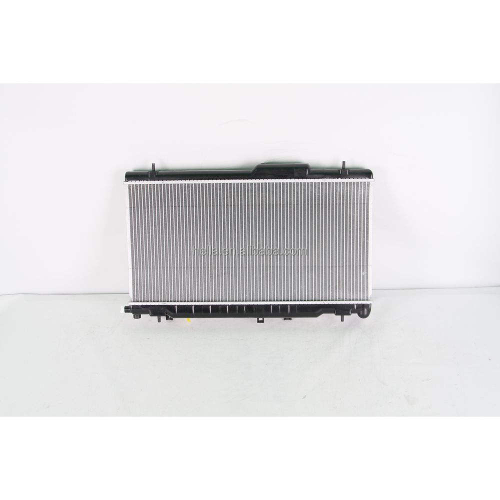 Engine Radiator For SUBARU IMPREZA 2.0 H4 2002-2003 45111FE010