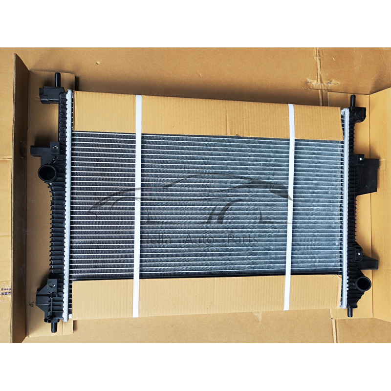 Car Engine Radiator AT For CHERY Omoda C5 2021 2022 2023 302000021AA