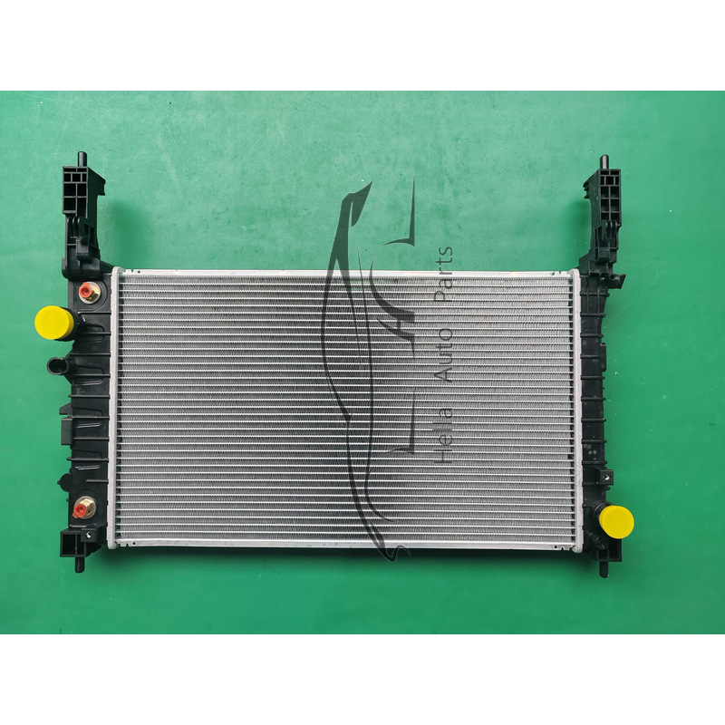 Car Engine Radiator For CHEVROLET GM ENCORE 2012- 95298556 95136078 1300360