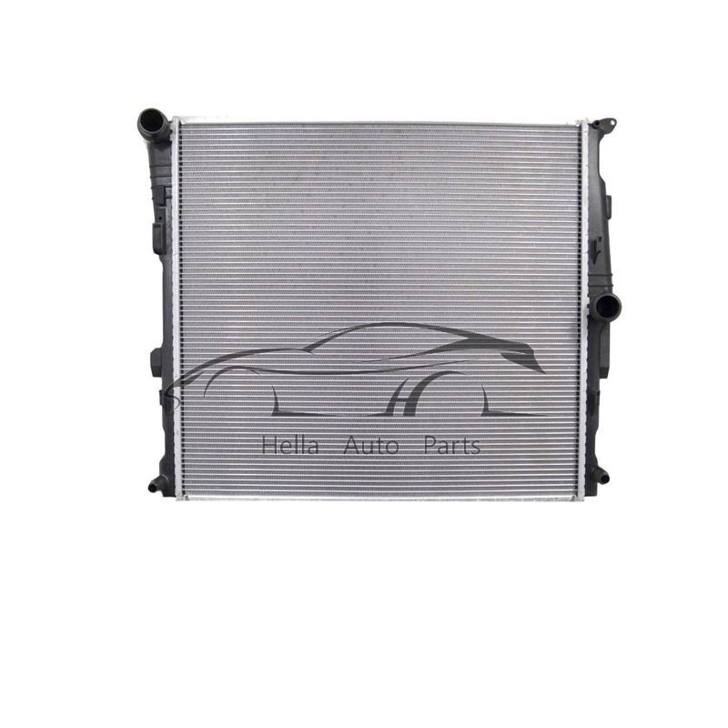 Car Engine Radiator For BMW X3 XDRIVE28I L4 2.0L 2013-2017 7593842 17117593842 17118623366