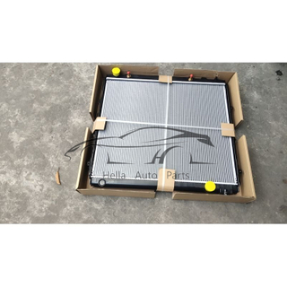 Car Engine Radiator For TOYOTA SEQUOIA 4.7 V8 2001-2007 164000F030 16400-0F030 164000F040 16400-0F040