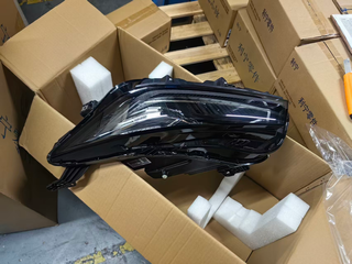 Headlight RH for Geely Preface 8892303718